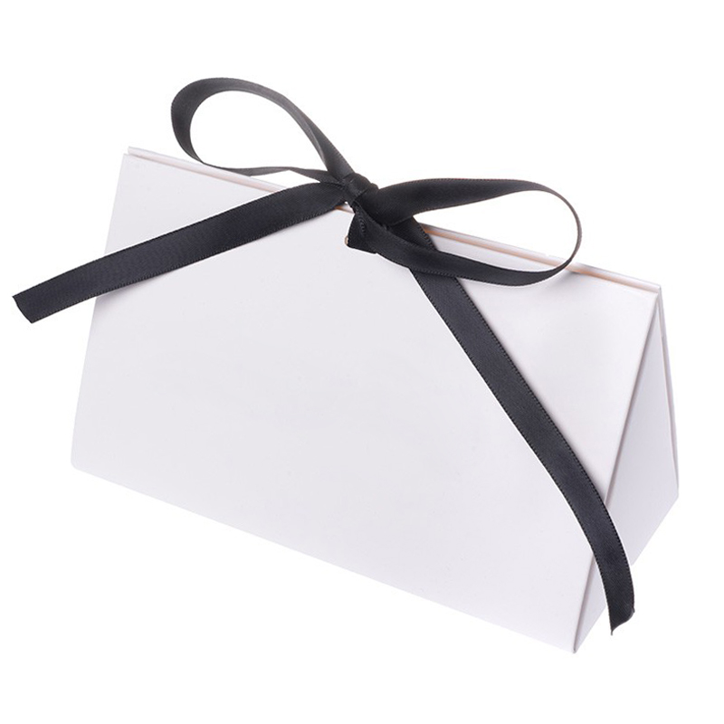 triangular_blanca_negro_elepak_01