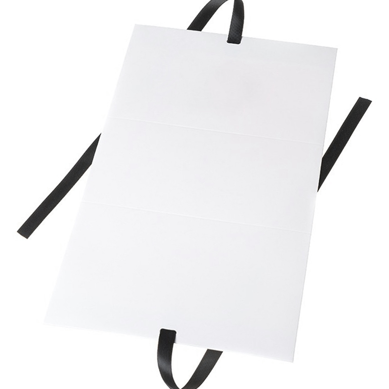 triangular_blanca_negro_elepak_03